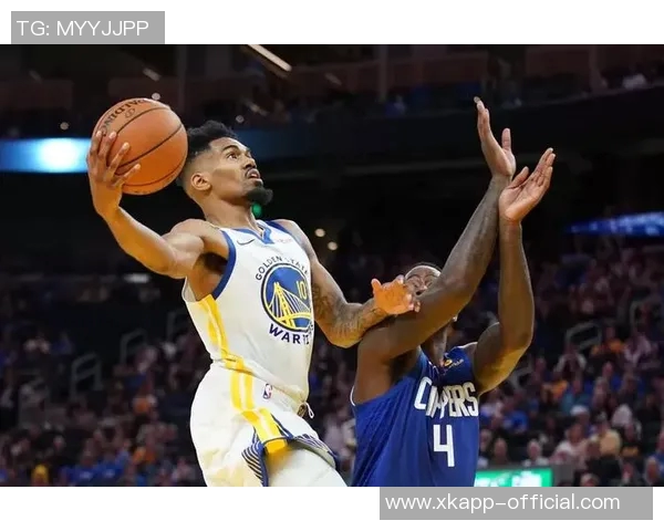 比尔遭遇伤病困扰休赛期膝盖手术本季上场时间受限情况堪忧 比尔遭遇伤病困扰休赛期膝盖手术本季上场时间受限情况堪忧