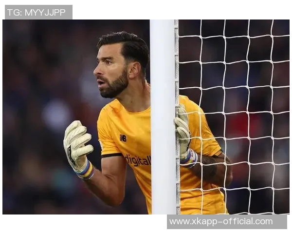 凌晨1点的坚持曼联门将拉门斯被曝加练锻炼不懈怠 凌晨1点的坚持曼联门将拉门斯被曝加练锻炼不懈怠