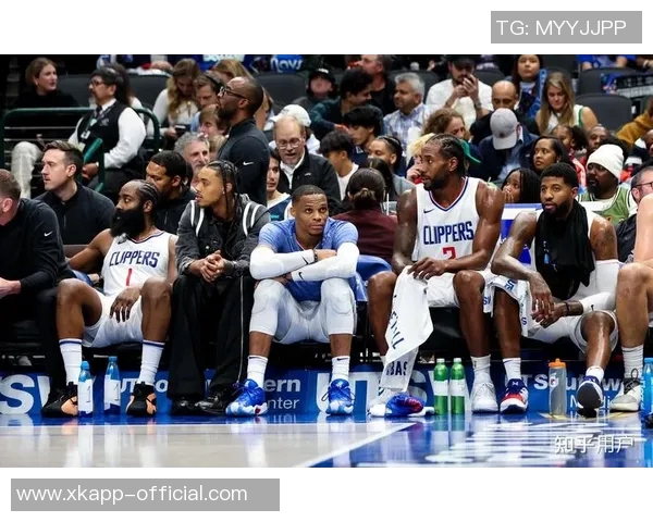 快船本赛季仍有希望小卡信心满满称还有62场比赛待战 快船本赛季仍有希望小卡信心满满称还有62场比赛待战