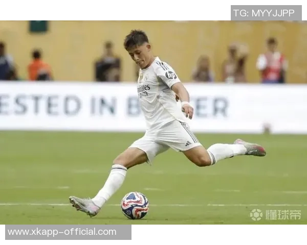 马卡评论卡马文加的战术价值阿隆索成为球队核心居莱尔面临替补挑战